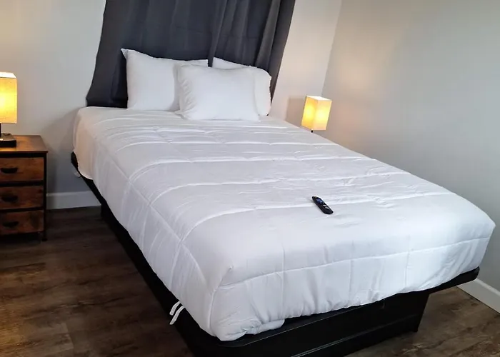 068D Newly Remodeled Cozy Studio South Rim